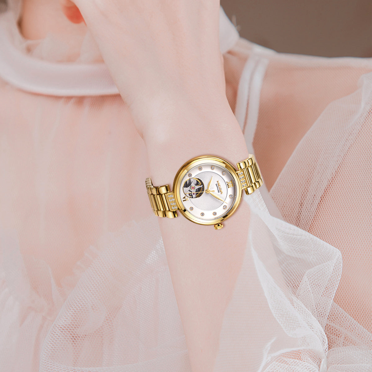 🕰️ MEGIR Arany Női Mechanikus Karóra – Luxury Edition